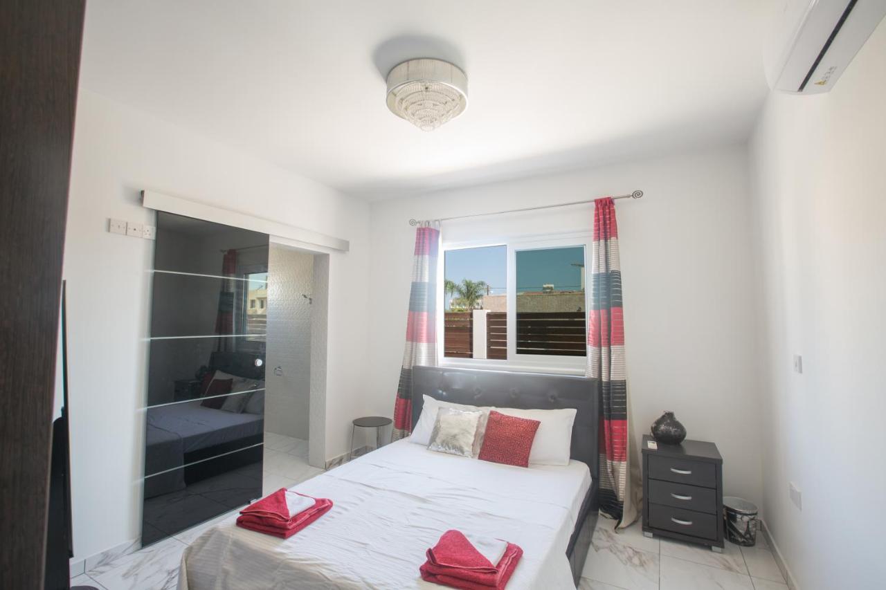 Broadway Villas Protaras Exterior foto