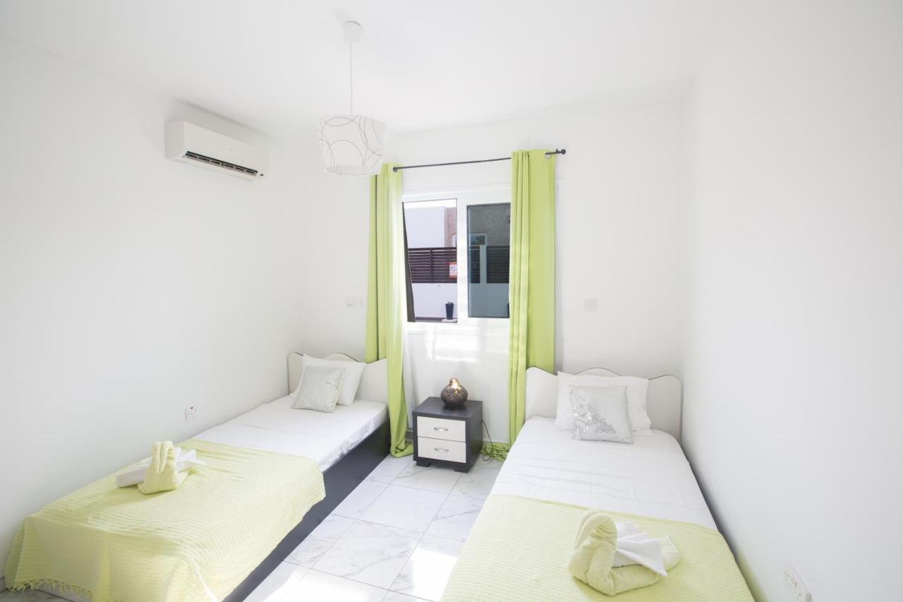Broadway Villas Protaras Exterior foto
